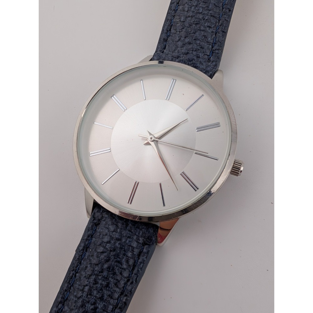 Time and Tru Women's Watch 37mm Silver Case Blue Vegan Leather Band- New Battery